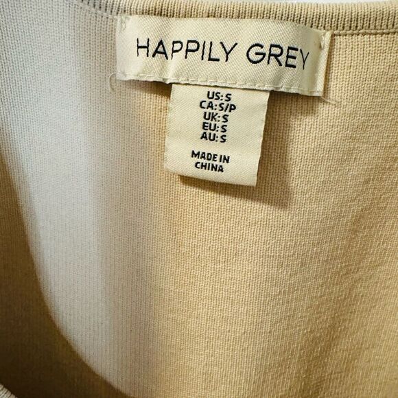 Happily Grey Beige Tank Top - Picture 3 of 7